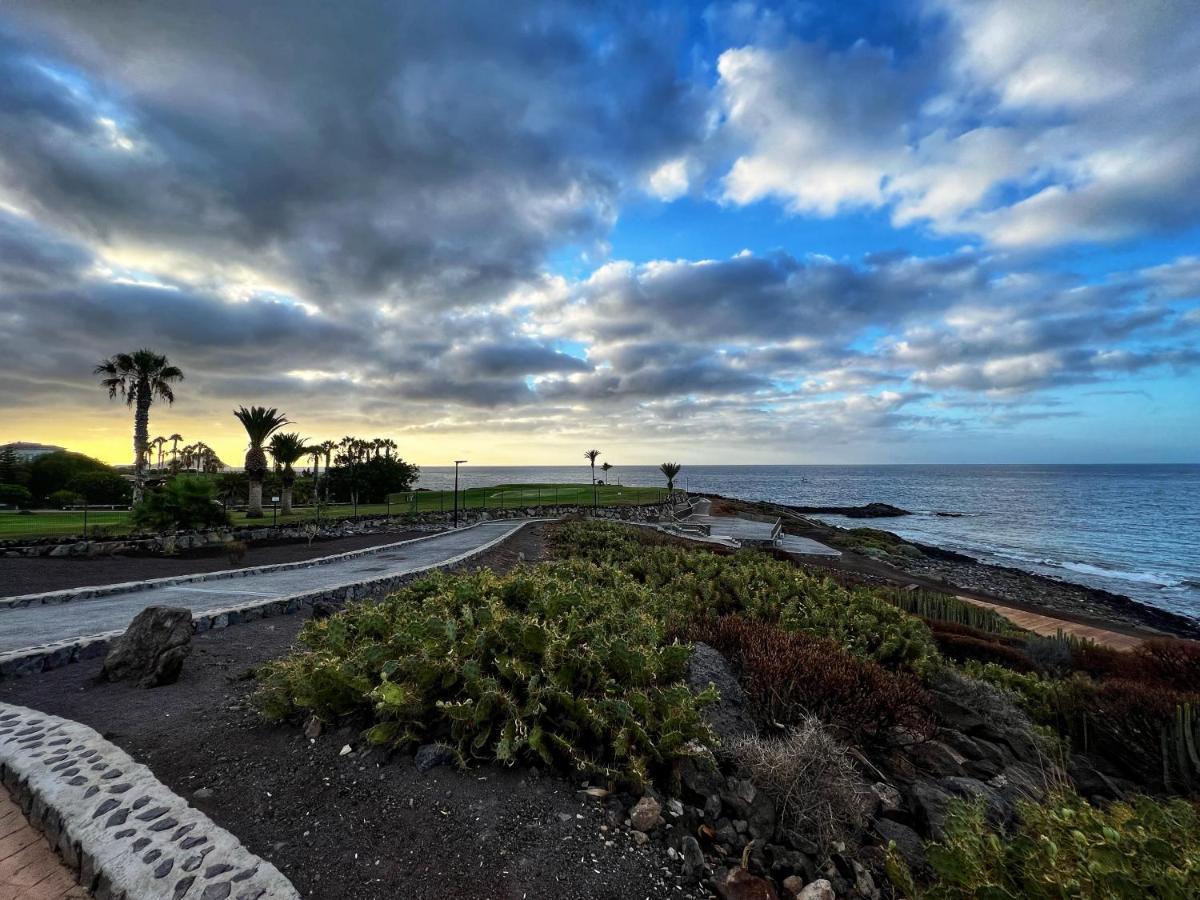 Atico Cholas By The Beach San Miguel de Abona Bagian luar foto